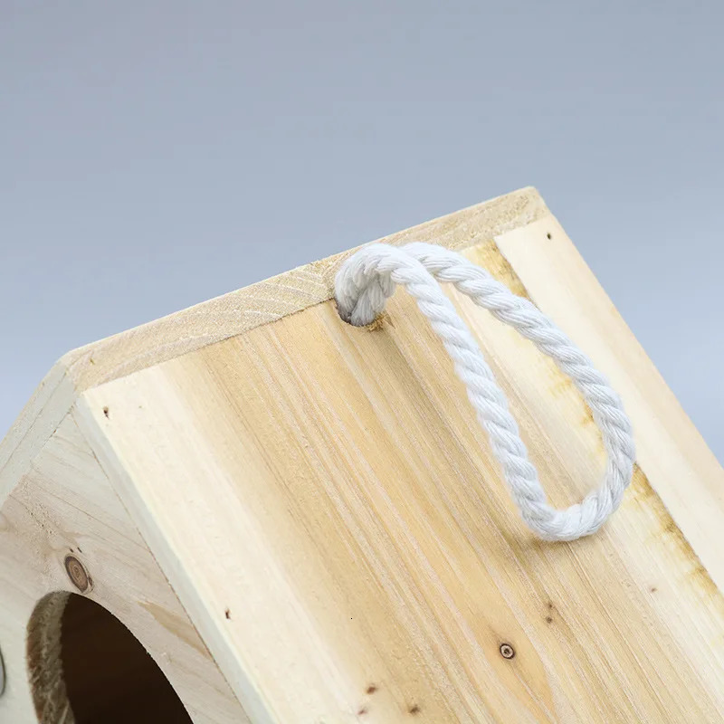 Solid wood triangular wooden house parrot breeding box/nest box/nest/birdcage/breeding box sending sawdust/standing pole 250206