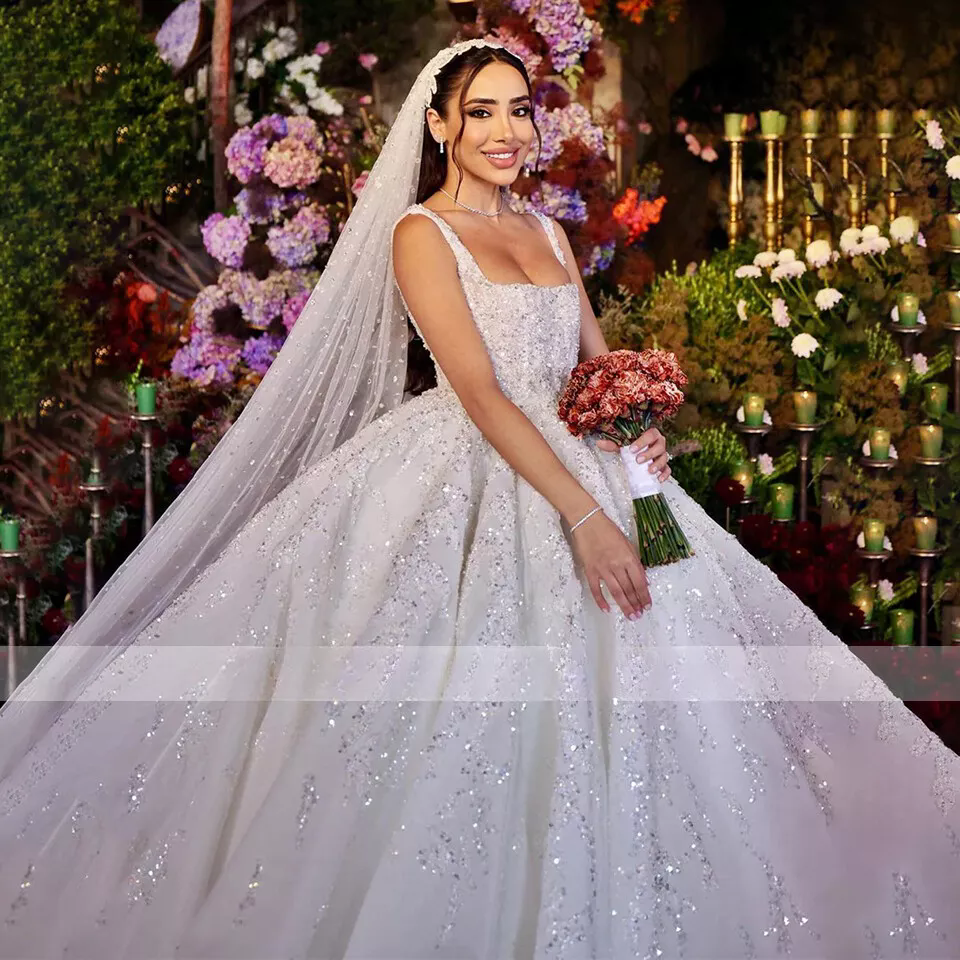 Sheer V-Neck Ball Gown Wedding Dress Delicate Beading Pearls Aplliques Lace Illusion Full Sleeves Bridal Gowns Plus Size Vestido De Noiva 01