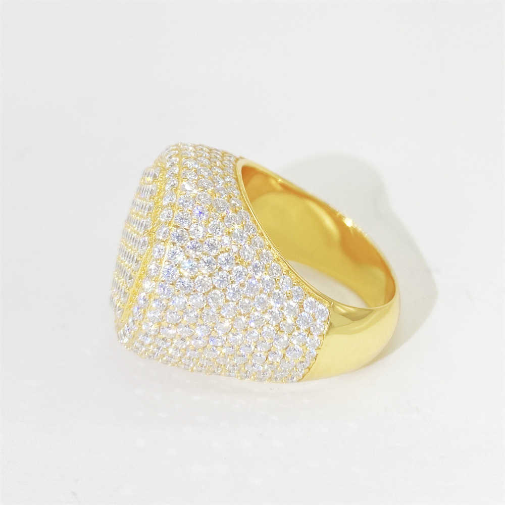 2023 New Hip Hop Ring Male S925 Silver Inlaid VVS Mozambique Trendy Personalized Ring