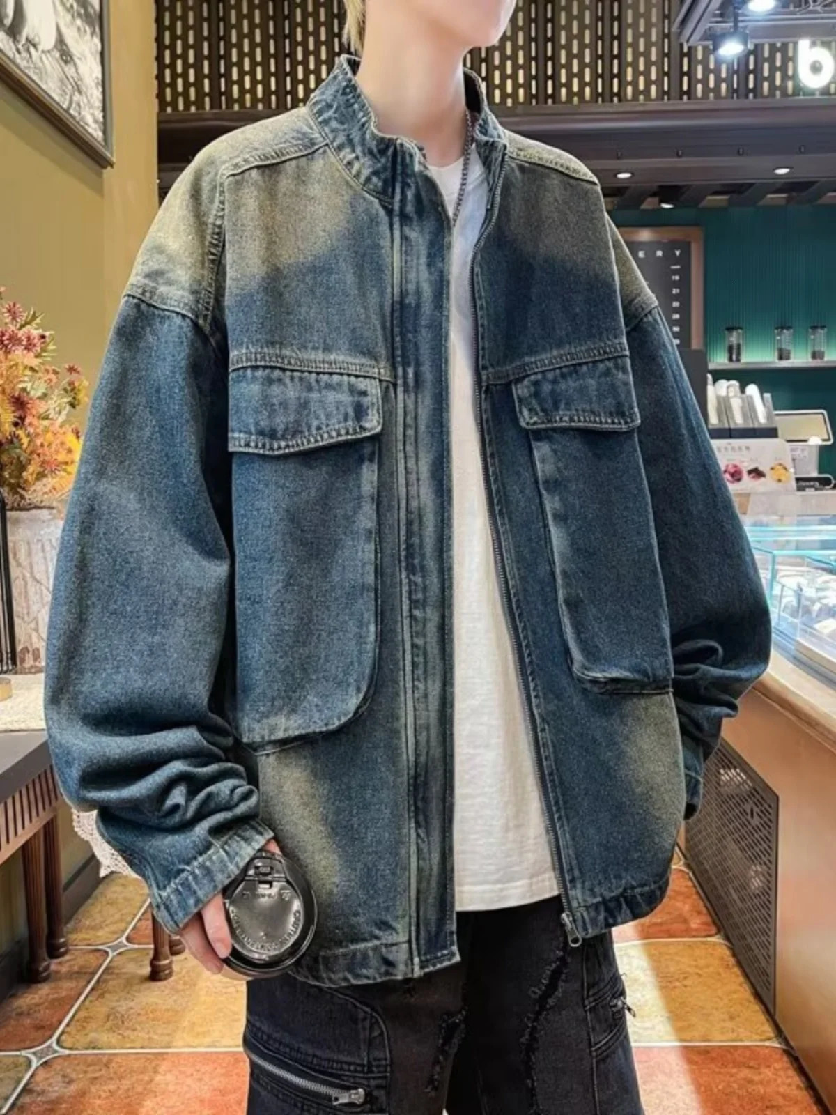Retro Loose Large Pockets Cargo Denim Jacket For Men Spring Trendy Stand Up Collar Casual Zippered Jeans Top 250212