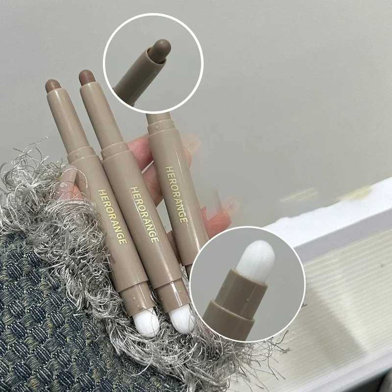 Double-ended Dual-purpose High-light Trimming Stick with Brush Natural Three-dimensional Nose Bridge Shadow Contouring StickW250217