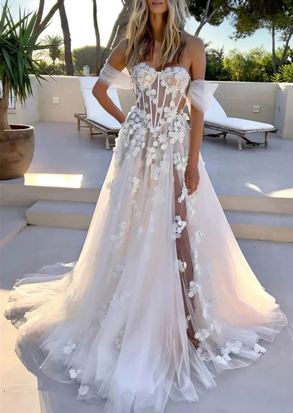 White Off The Shoulder Lace A-Line Wedding Dress Beach Women Illusion Back Appliques V-Neck A-Line Bridal Gown Tulle Vestidos