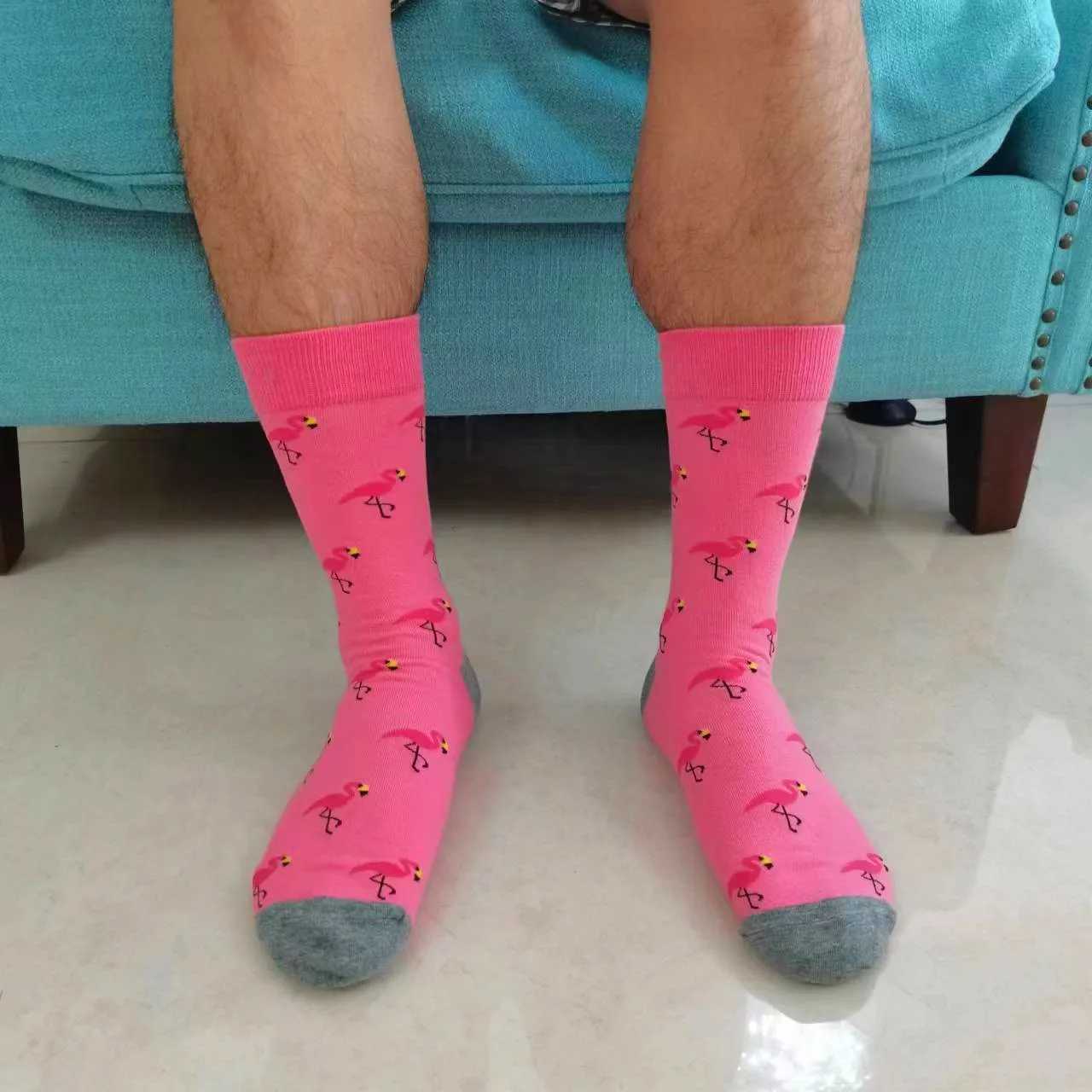 Funny Flamingo Pattern Cotton Men Crew Sock Street Tide Crew Socks Gift Men Husband Cute Street Socks Novelty Funky Pink Black W250217