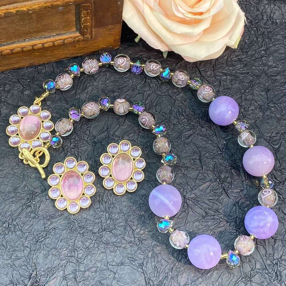 Minan vintage fresh, sweet, fashionable temperament, can be sweet or salty, age reducing pink, glass, purple necklace