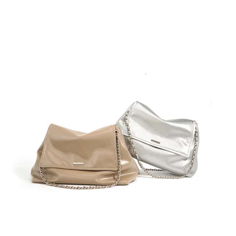 2023 Stylish Shoulder Women With Chain Large Capacity Tote Bags Genuine Leather Ladies Handbags For Commuting