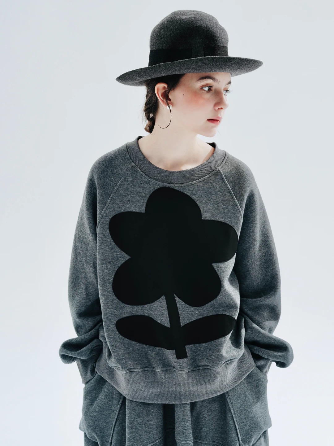 IMAKOKONI original n autumn winter round neck long sleeve grey Tshirt cover casual hoodie 234270 250213