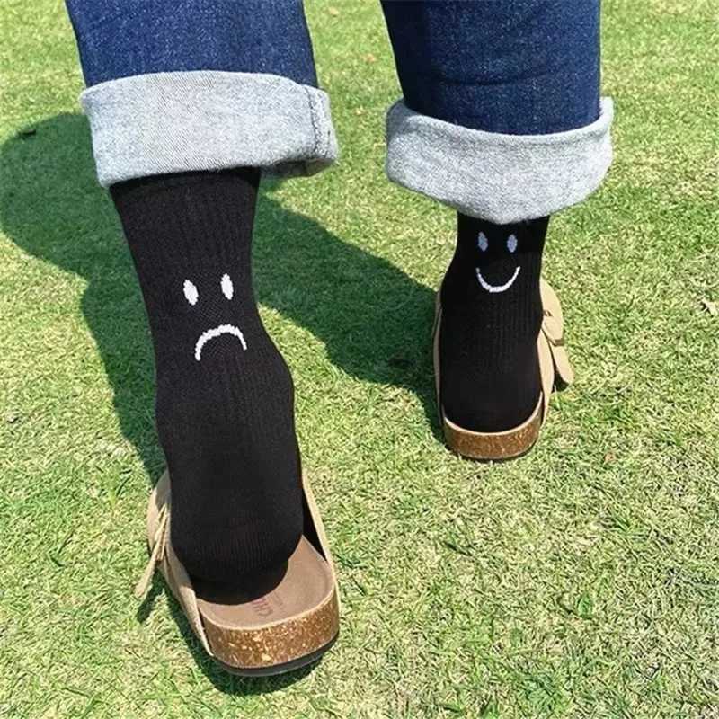New Tide Brand Behind Crying Face A B Socks Creative Funny Sports Pure Color Couples Socks Tide Cotton Socks Men Women W250217