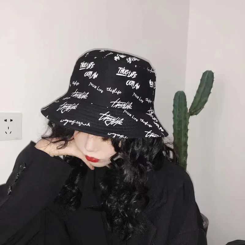 Double sided womens bucket hat Japanese graffiti letter outdoor sun hat unisex wide brown folding fisherman glasses W250217
