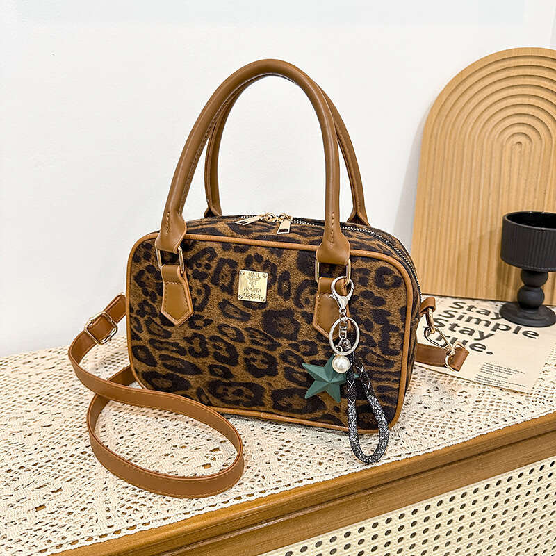 New classic Thousand Bird plaid leopard print small bag, fashionable handbag, stylish single shoulder diagonal cross bag