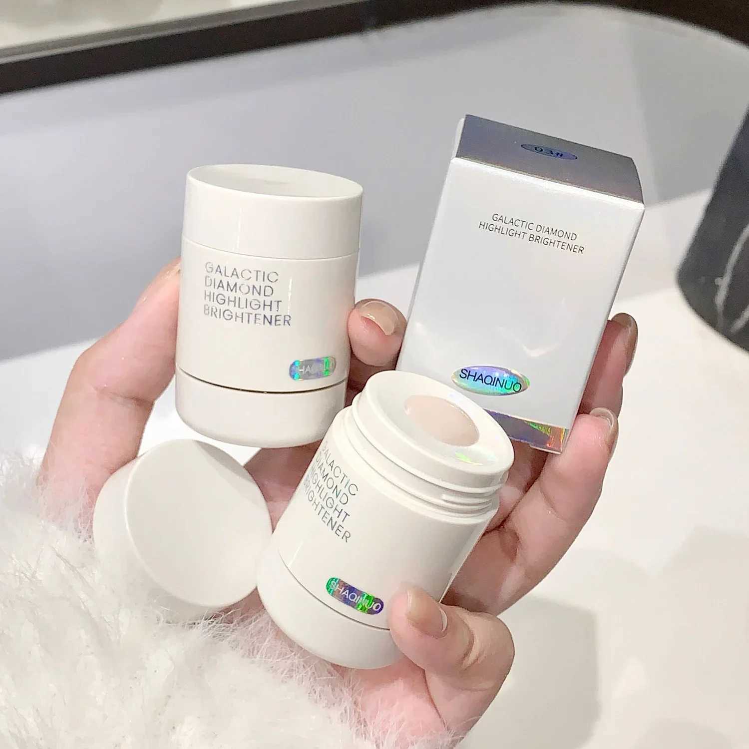 Rotating Diamond Highlighting Liquid Pearlescent Shining Crystal Nose Bridge Facial Clavicular Glitter Delicate Highlight MakeupXJ250217