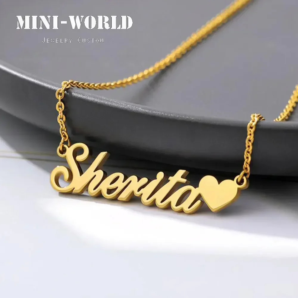 Customized name Womens heartshaped necklace stainless steel jewelry personalized letter pendant gold chain Christmas gift 250210