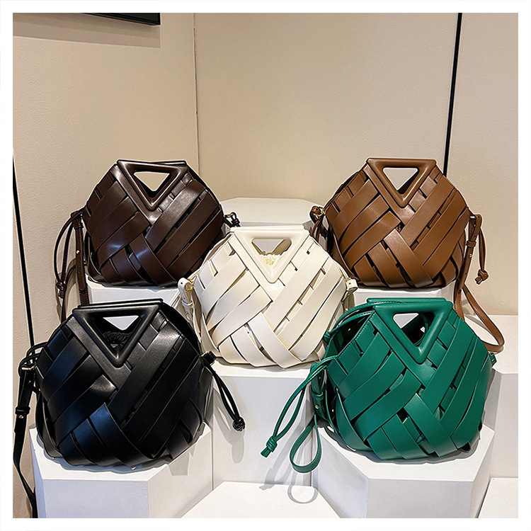 Designer Genuine Leather Handbags For Women Trend Triangle Hobos Hollow Out Vegetable Basket Leather Shoulder Bags