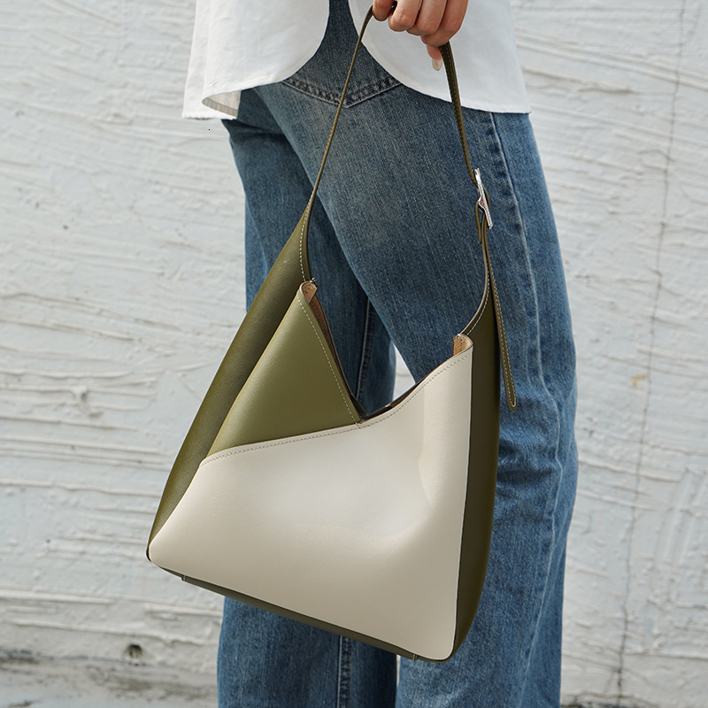 Bag New Tote Bag Spring Summer 2025, Simple And Versatile For Commuting, Large Capacity Single Shoulder Handbag With Color Blocking Splicing