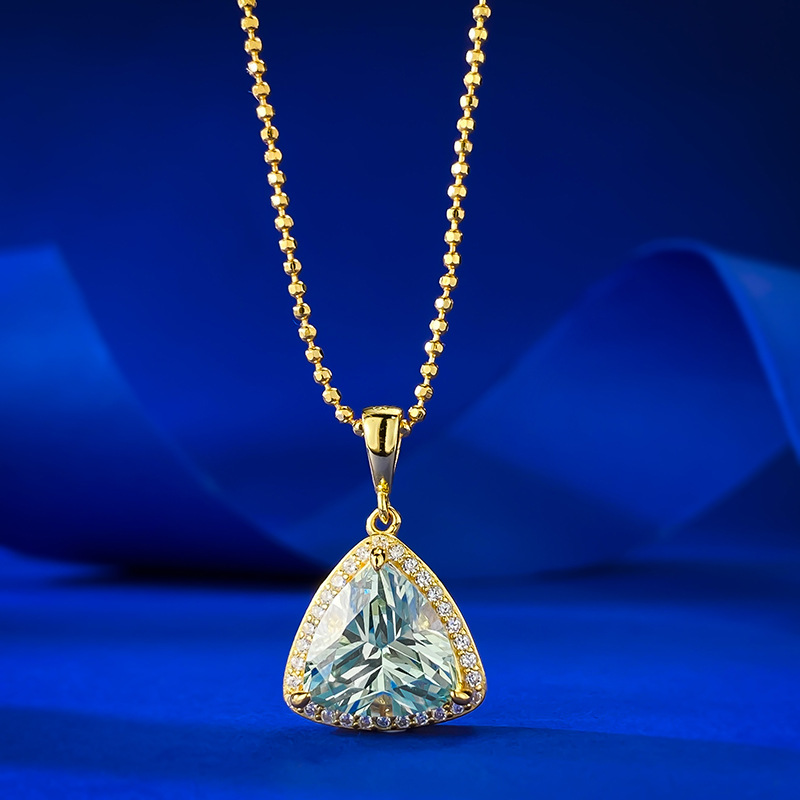 2025 Choucong Brand Triangle Pendant Jewelry Real 100% Sterling Sier Pear Cut Light Tourmaline Moissanite Dia Party Women Clavicle Necklace Gift