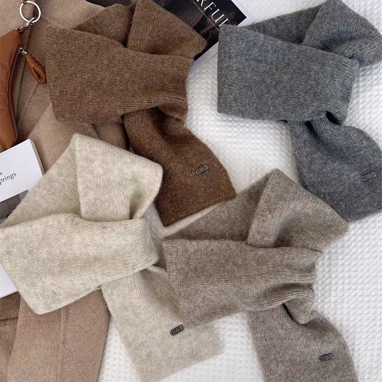 T142 Wool-containing simple knitted small scarf for women in autumn and winter, Korean version for age reduction, versatile solid color warm cross woo