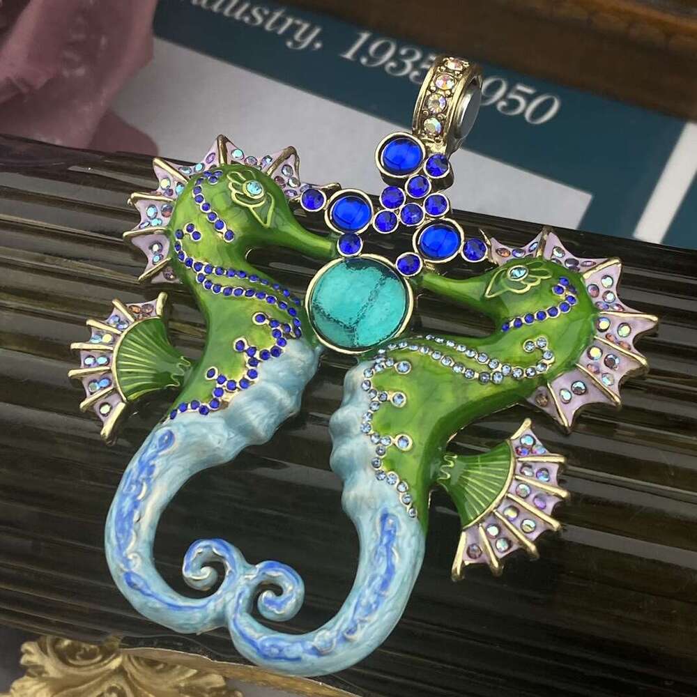 Minan Vintage Enamel Craftsmanship with Czech Dia Glass Beads and Double Sea Horse Bubble Magnetic Pendant