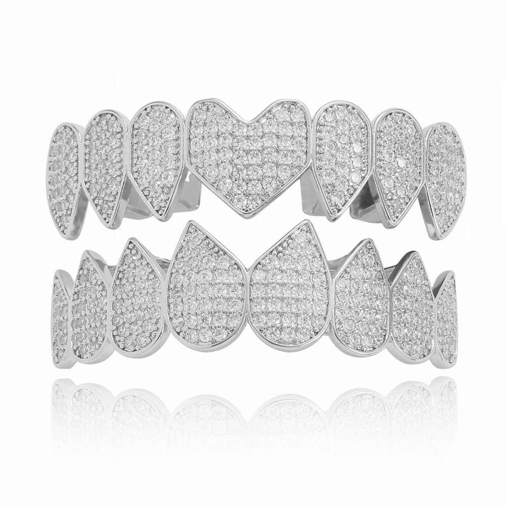 New 8-tooth micro inlaid Moissanite with heart-shaped personality, Halloween costume, teeth, hip-hop accessories, braces