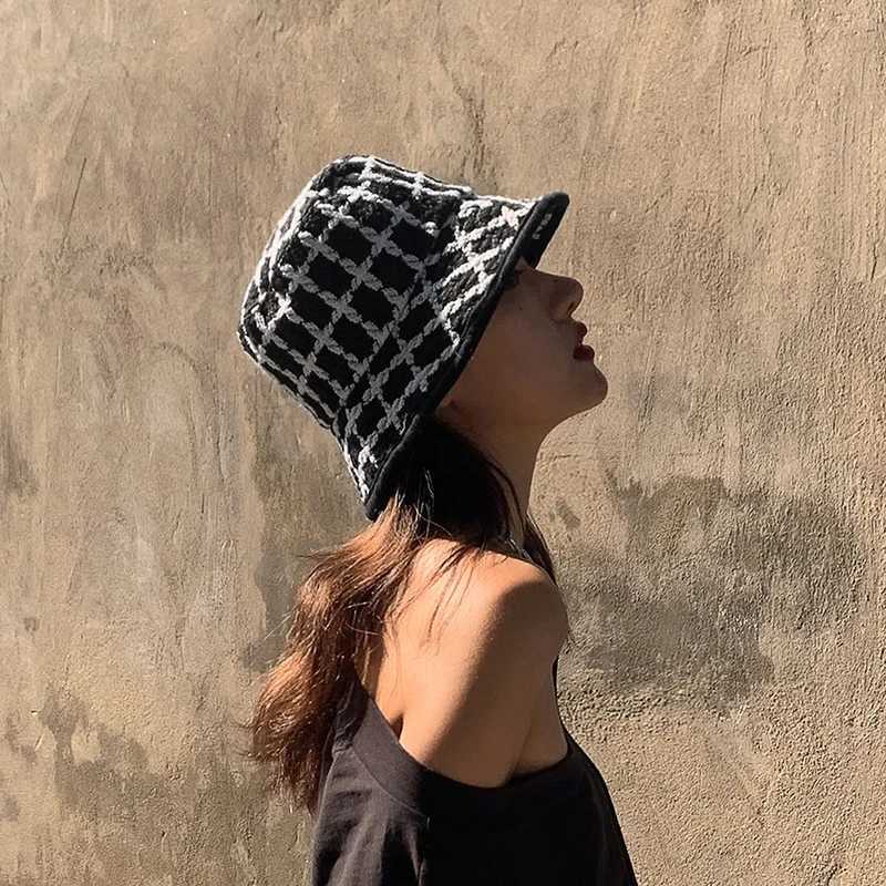 USPOP New Autumn Winter Women Bucket Hats tweed Plaid Wide Brim Bucket hats Panama Hats W250217