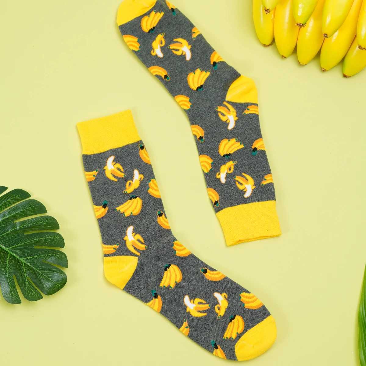 Pair Unisex Fashionable Creative Full Banana Print Breathable Middle Tube Socks For Daily Suit In All Seasons W250217