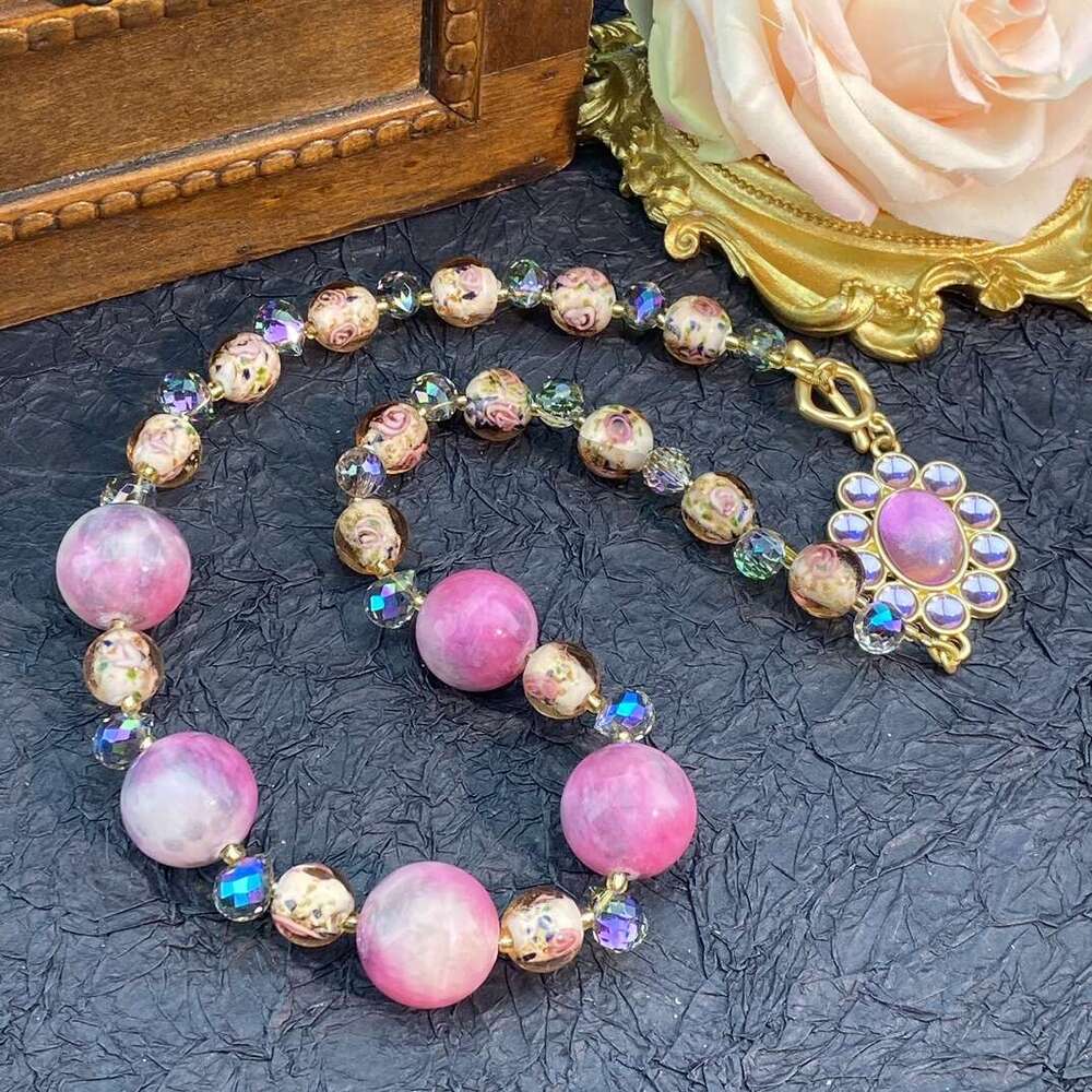 Minan vintage fresh, sweet, fashionable temperament, can be sweet or salty, age reducing pink, glass, purple necklace