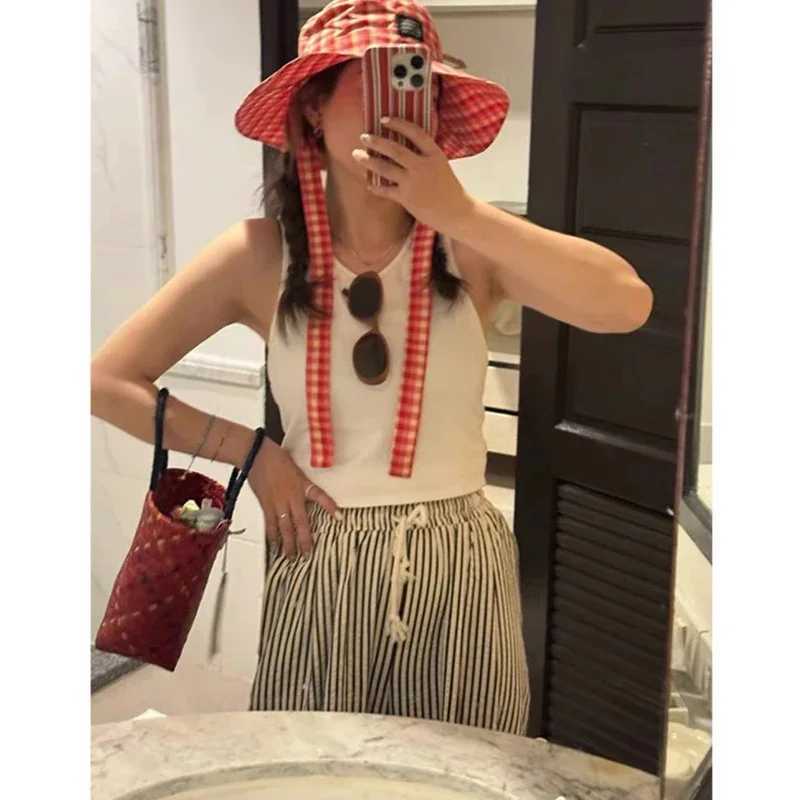Ins Blogger Retro Plaid Tie Strap Bucket Hat Women Summer Travel Versatile Fisherman Hat Girls Fashion Popular Wide Brim Sun Cap W250217