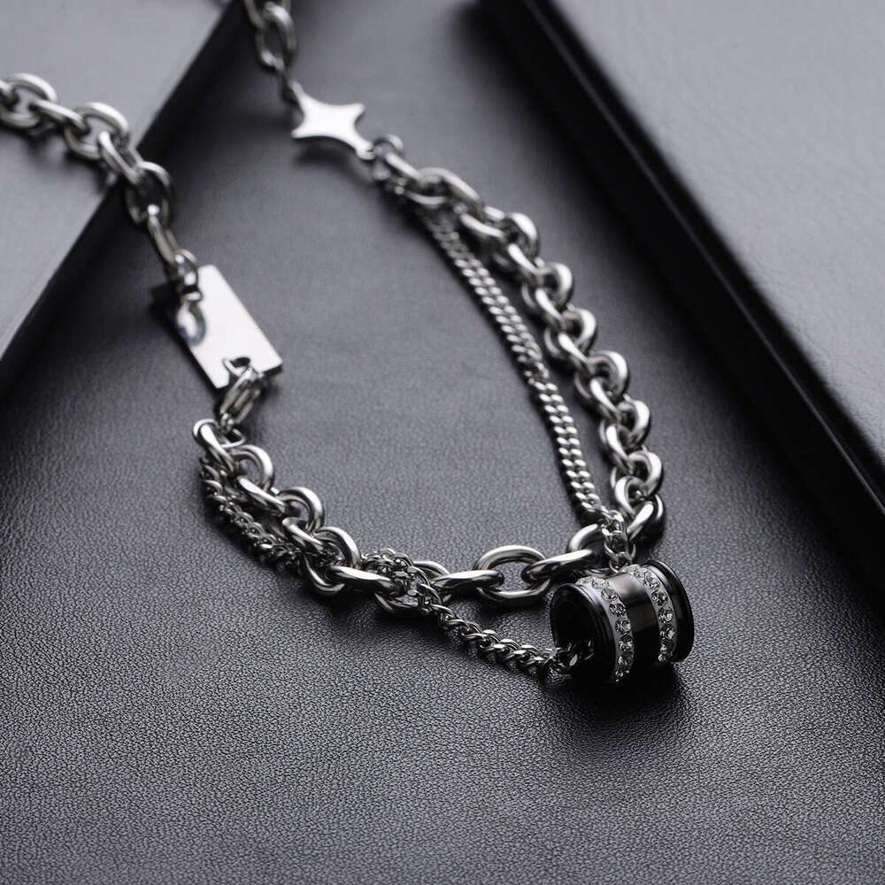 Dia inlaid transport pendant necklace, men's trendy, high-end, versatile, personalized design accessories, women's fashionable, simple acces