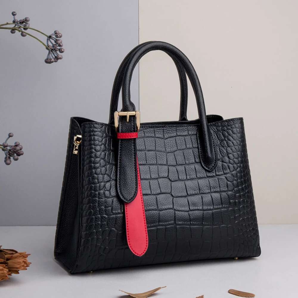 Large Capacity Women's New Fashion Simple Crossbody Handbag Single Shoulder Oblique Span Bag