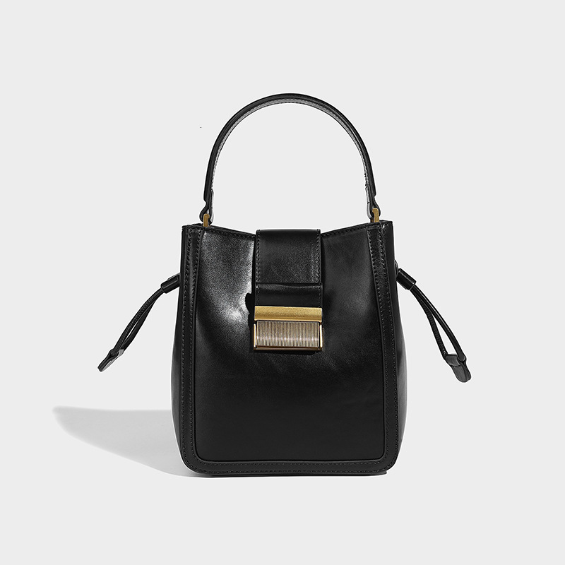 Bag Minimally Designed Bucket Bag For Women, Niche, High-End, Drawstring Handbag, New Fashionable Single Shoulder Crossbody Bag, Trendy