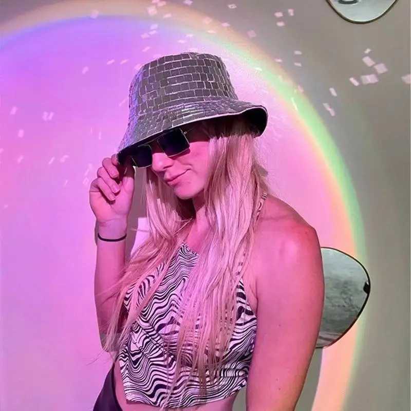 Glitter Mirror Disco Bucket Hat Full Sequin Disco Ball Hats For DJ Club Bar Unisex Disco Ball Festival Visor Beach Fisherman Hat X250217