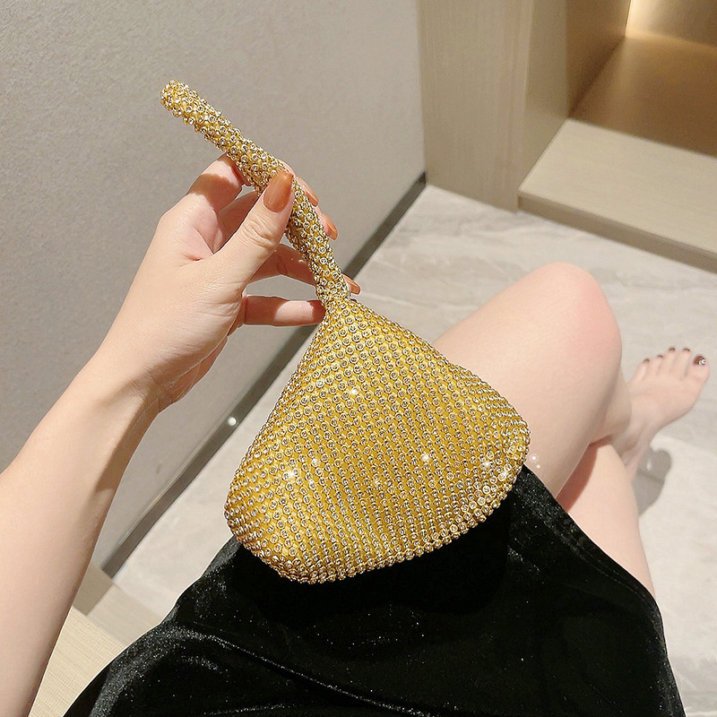 Chic Women's Diamond Evening Handbag Ideal for Glamorous Weddings and Celebrations