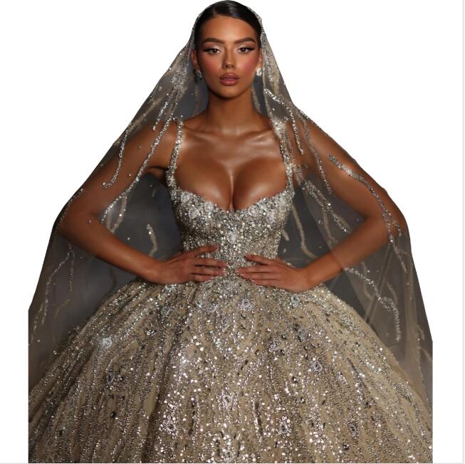 Attractive Lace Pearls Wedding Dress Charming Crystals Ball Gown Shimmering Women Sequined Customized Luxurious Bride Wear