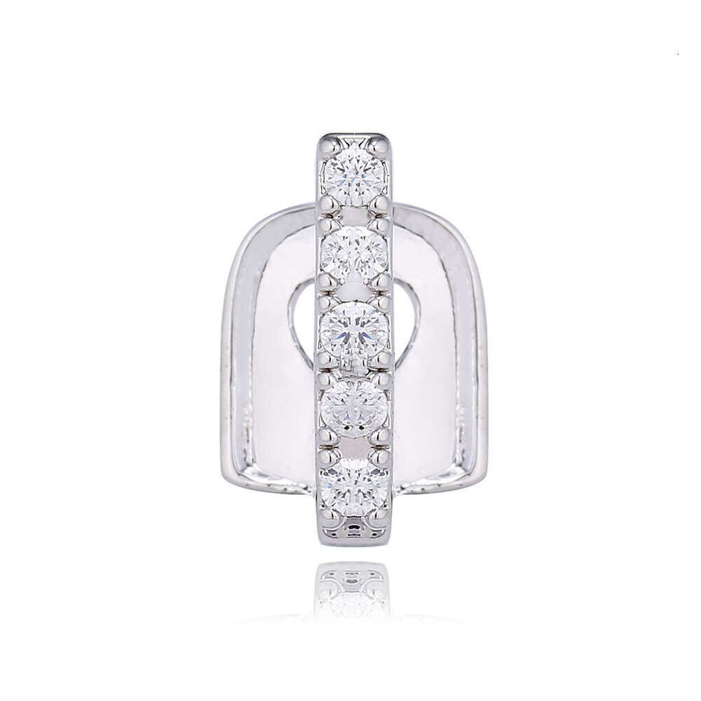 Halloween bars, hip-hop braces, vertical sticks, single large gold teeth with dia braces