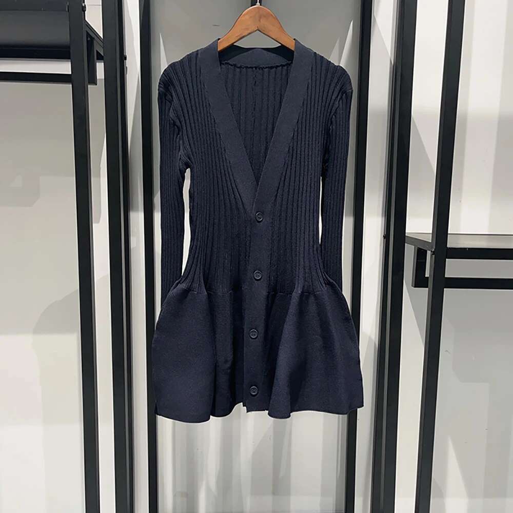 Single-Breasted Ruffle Hem Women Cardigan Y2k Waist Slim Fashion Elegant Commuter V-Neck Long Sleeve Sweater Top 2025 Autumn New