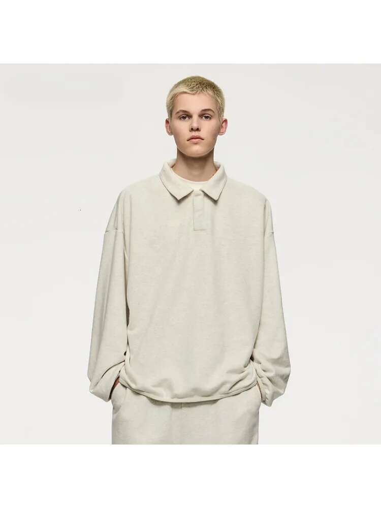 Premium Cozy Quarter Unisex 365 Gsm Veet Polo Collar Sweatshirts