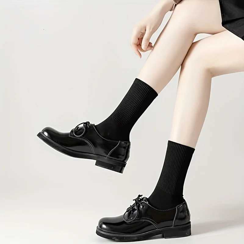 0 Pairs Solid Color Socks Black White Multiple Style Soft Breathable Sports Ankle Mens Womens Summer Autumn Business Socks W250217