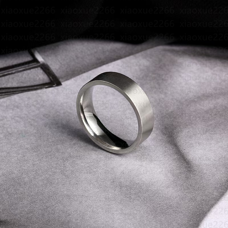 high quality V Gold ring Designer Rings Couple rings for women designer jewelry Titanium Steel with diamond ring unisex for Anniversary Jewelry gift w