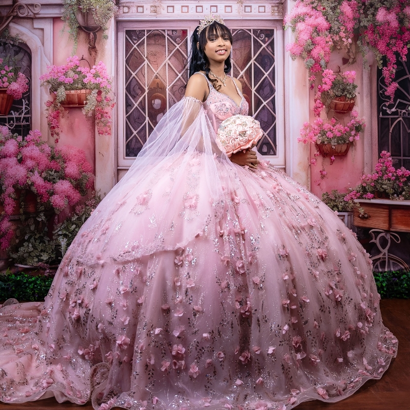 Pink Shiny Quinceanera Dresses Ball Gown Spaghetti Strap Sequin Applique Flower Beading Crystal Tull Party Birthday Sweet 16 Dress Vestidos 15 de anos