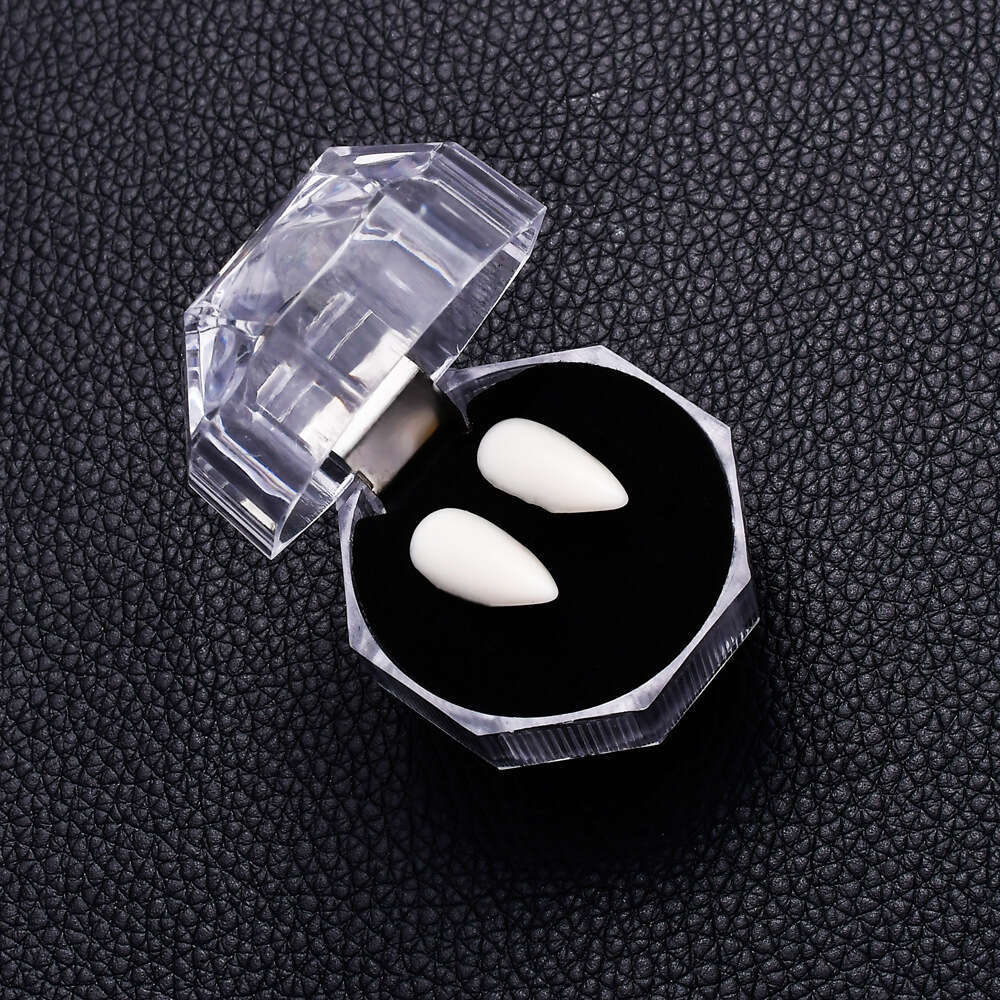 Halloween dentures, vampire fangs, zombie teeth, white tiger braces, COSPLAY makeup ball props