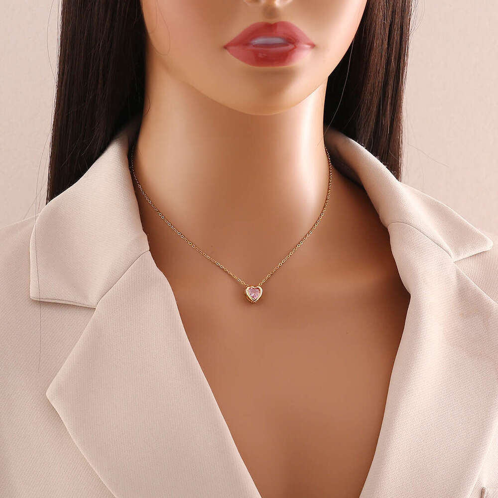 New Jewelry Style Love Pendant Fashion Versatile Stainless Steel Collar Chain Minimalist Necklace N035