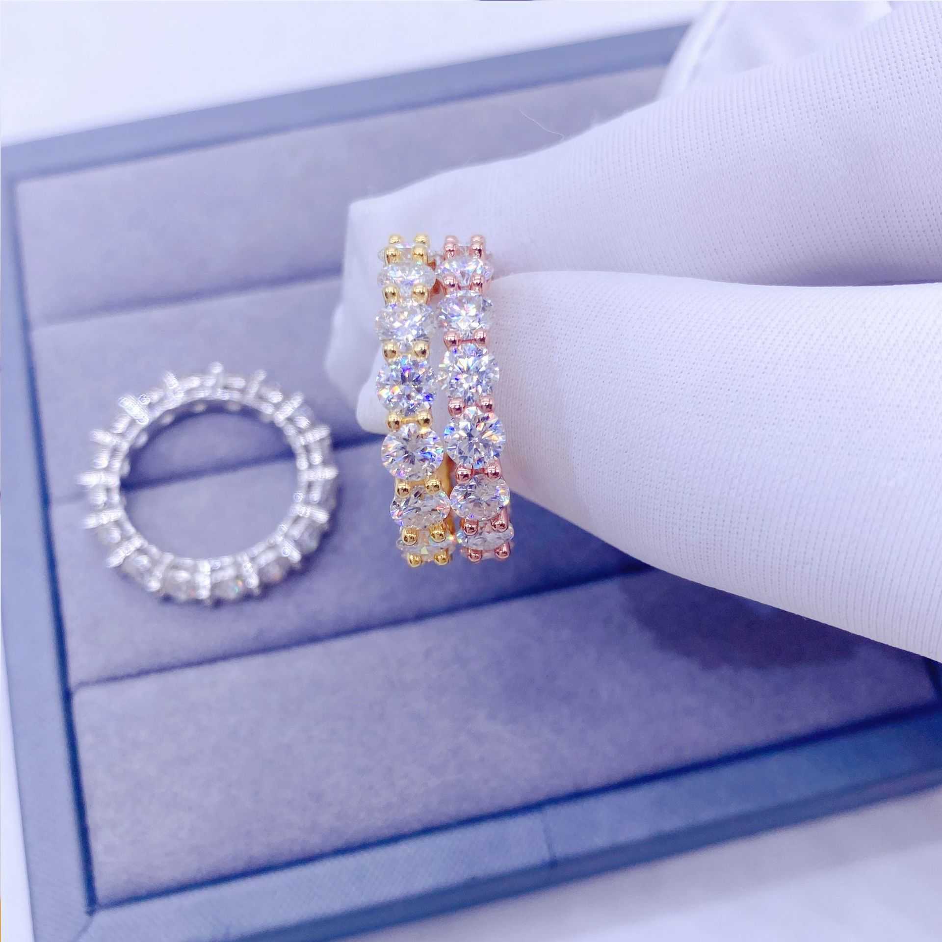 Hip hop 925 silver set vvs4.0mm round Mohsen ring mens and womens rings ins fashion trend full of diamonds