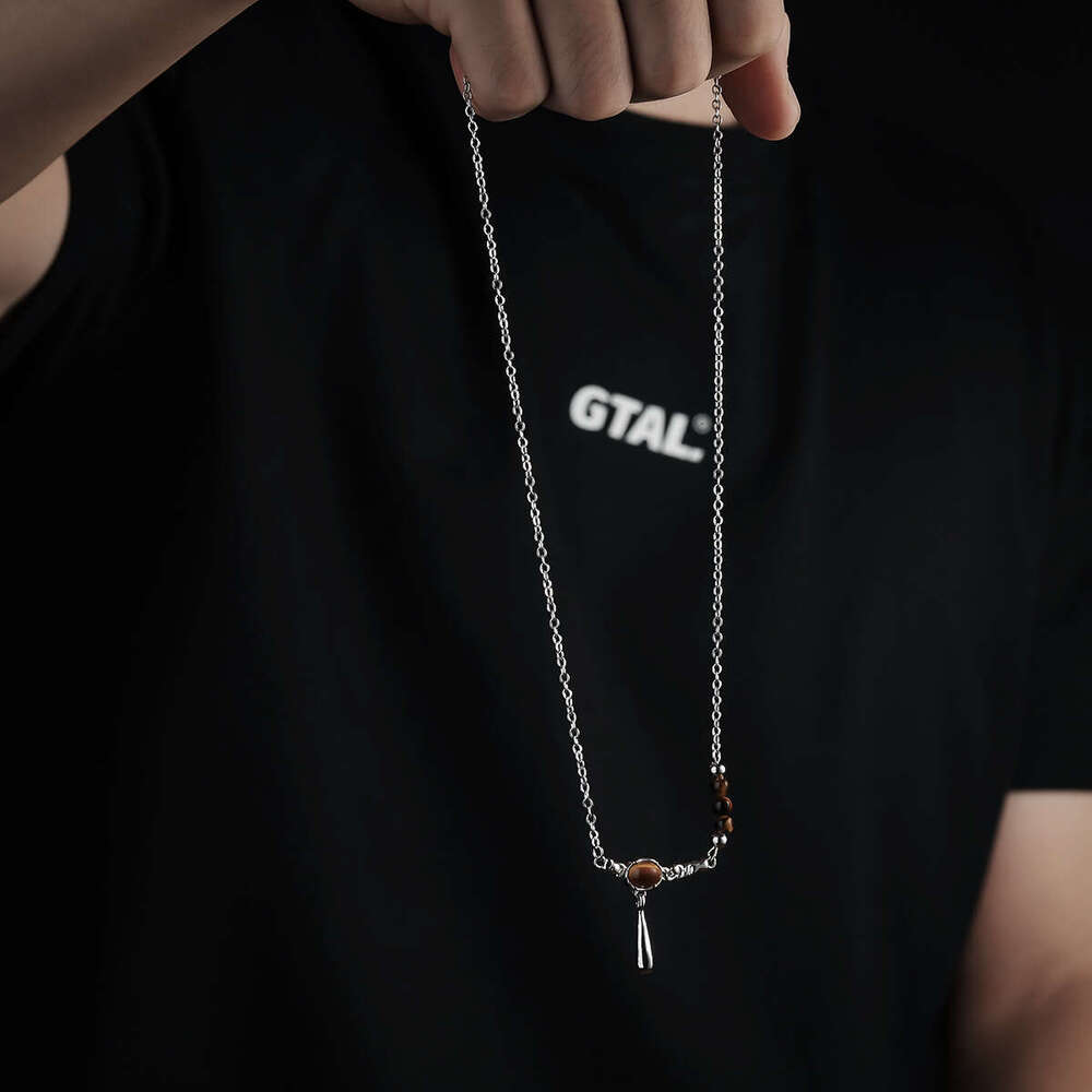 Titanium steel tiger eye stone necklace, men's light , niche high-end, temperament, collarbone chain, women's personality, versatile accesso