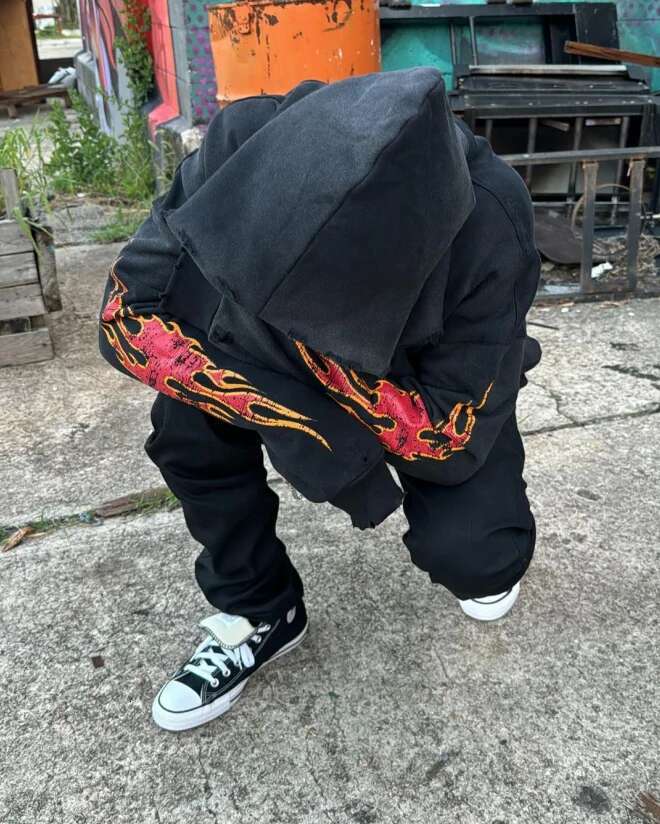 Washed distressed printed smudged flame terry hooded sweatshirt retro trend loose couple casual autumn street style top jacket