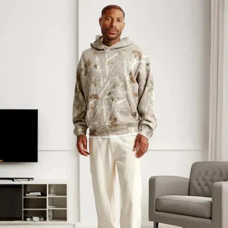 Autumn and Winter Thickened Camouflage Hoodie American Street Harajuku Retro Casual Loose Y2k Hoodie Bizarre Adventure 250214