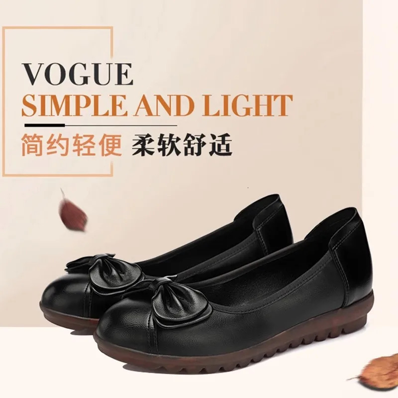 Tendon Bottom Mother Shoes Soft Leather Soft Bottom Comfortable Middle-Aged And Elderly WomenS Leather Shoes Flat Peas Single 250214