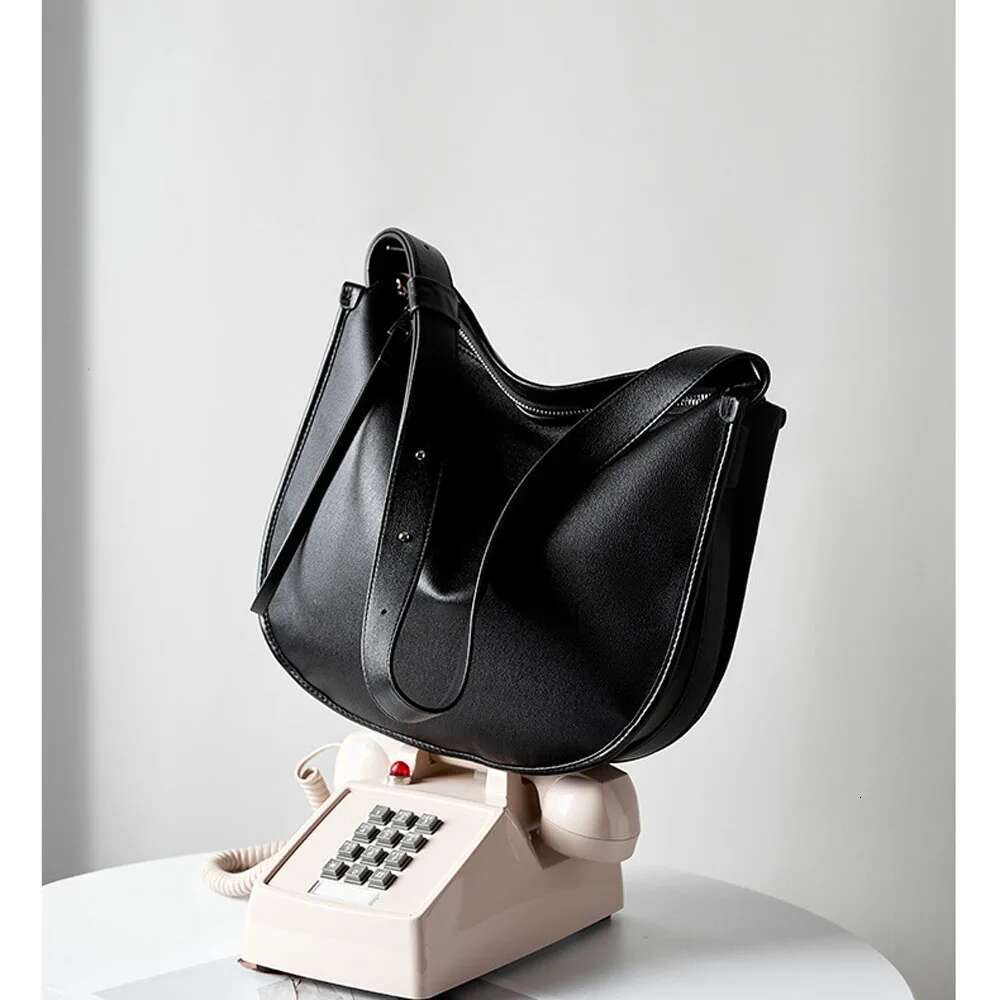 All-Match Women Shoulder Fashion Soft Handbag Crossbody Women's Casual More Pockets Leather Bag For Work