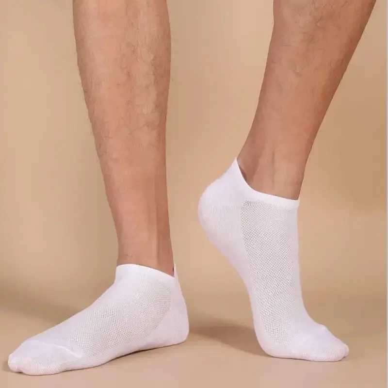 0 Pairs Women Socks Breathable Sports socks Solid Color Boat socks Comfortable Cotton Ankle Socks White Black W250217