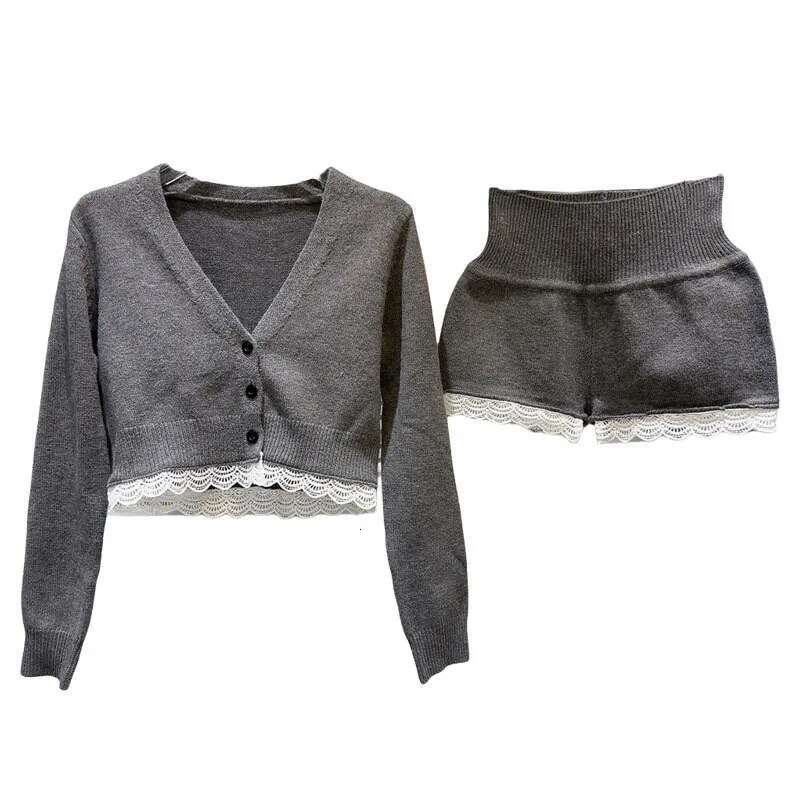 DEAT 2024 Autumn New Item Fashion Women's Two-Pieces Set Lace Patchwork Knit Cardigan Short Jacket Elastic Waist Shorts 11A0916