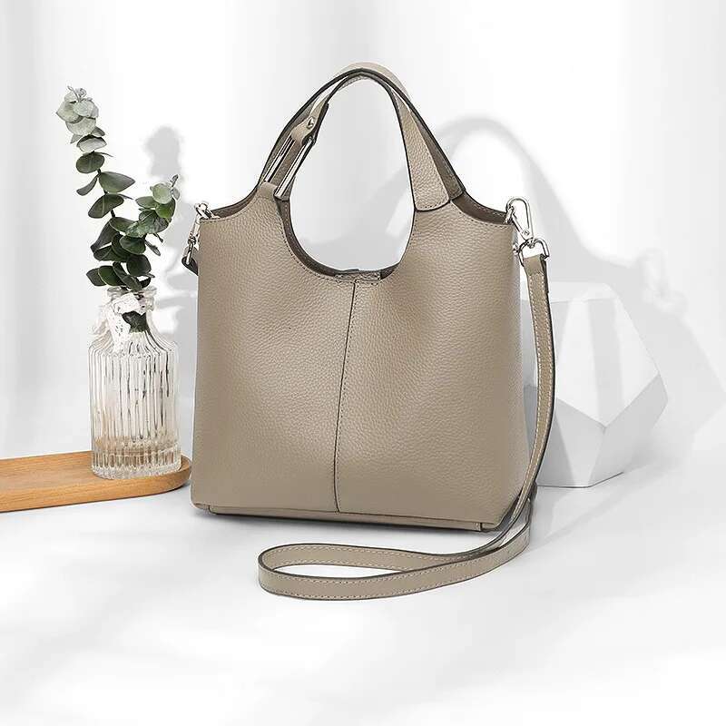 Casual Crossbody Bag2024New Fashion Versatile Large Capacity Handbag Genuine Leather Women's Shoulder Bag