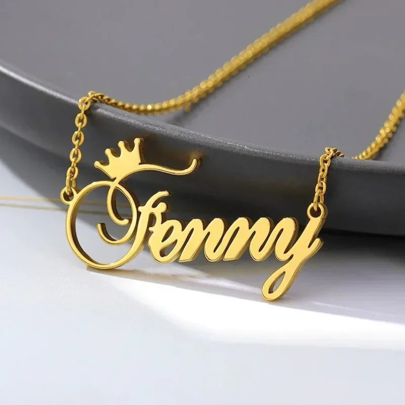 Custom Name Necklace for Women Personalized Crown Cursive Font Gold Stainless Steel Letter Pendant Choker Jewelry Christmas Gift 250210