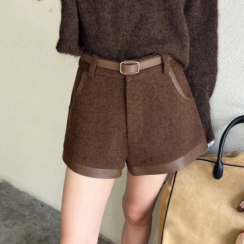 Korea Woolen Splicing Leather Short Autumn Winter HighWaisted Slimming Temperament Niche Shorts 250213